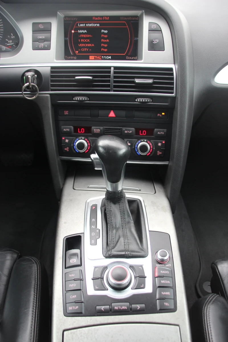 Audi S6 5.2i V10 FSI     , снимка 11 - Автомобили и джипове - 51998565