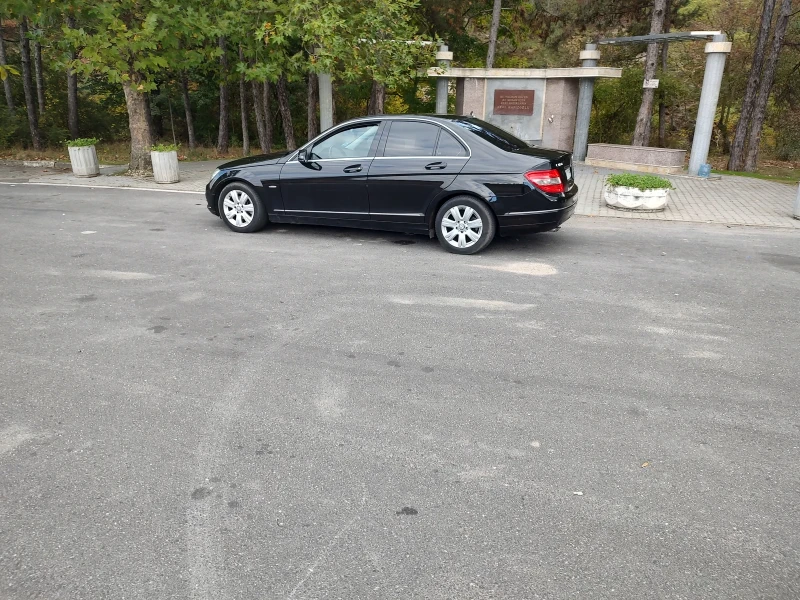 Mercedes-Benz C 180, снимка 4 - Автомобили и джипове - 52350310
