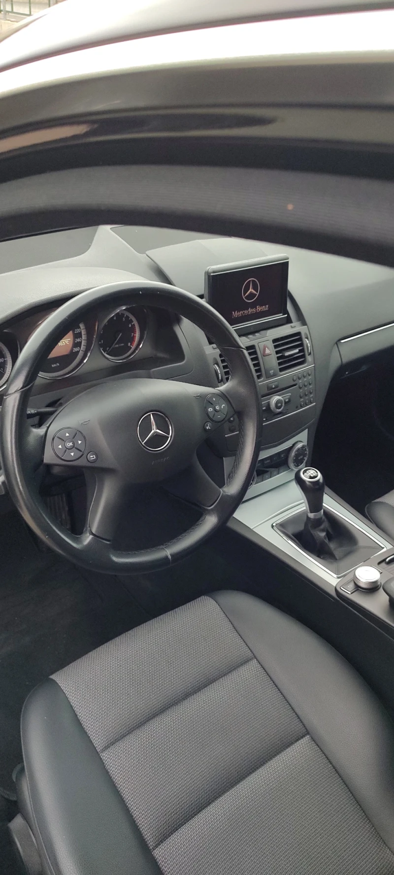 Mercedes-Benz C 180, снимка 10 - Автомобили и джипове - 52350310