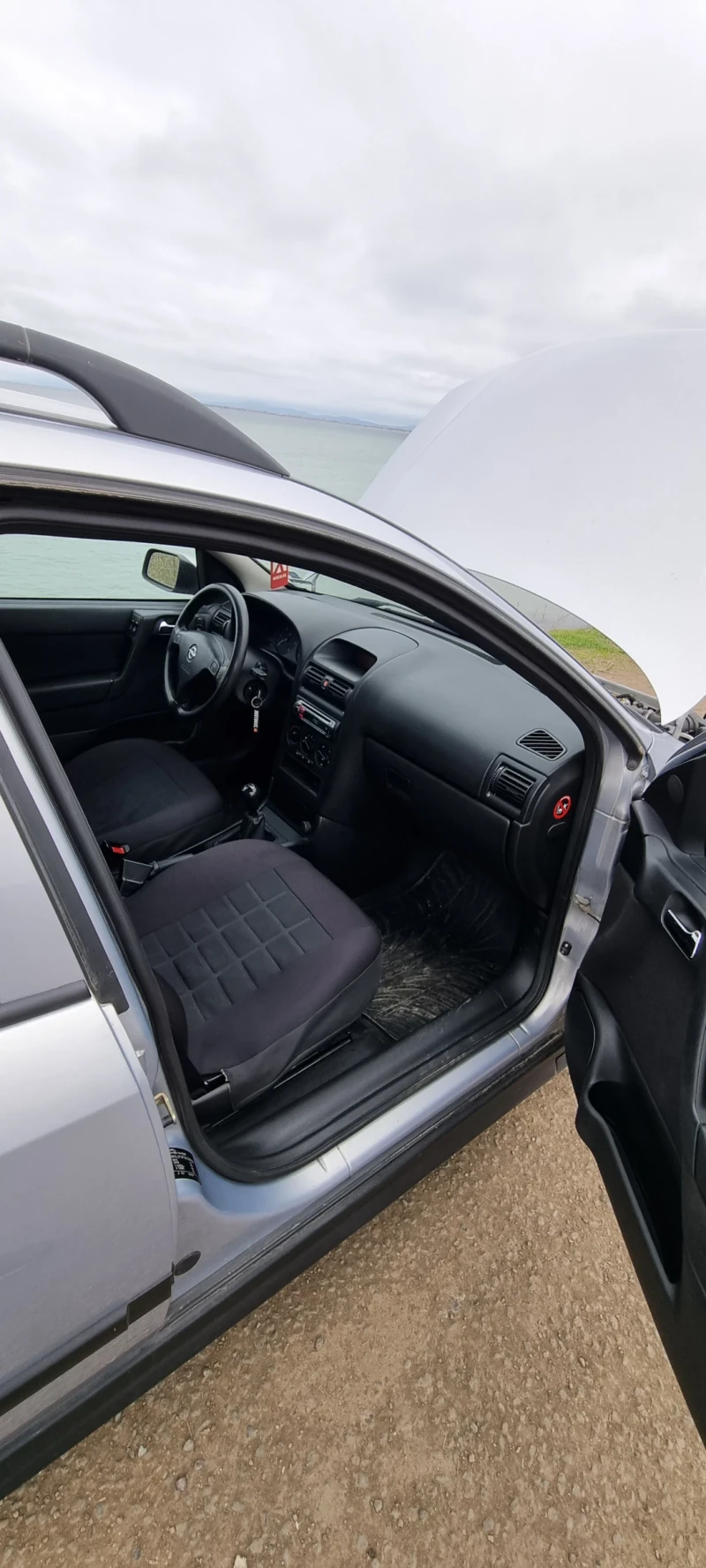 Opel Astra 1.7dti, снимка 12 - Автомобили и джипове - 52892077