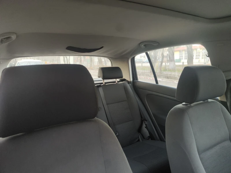 VW Golf Plus 1.6 FSI, снимка 4 - Автомобили и джипове - 52958258