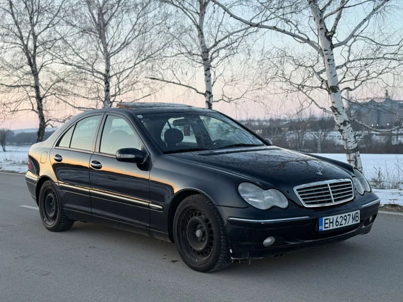 Mercedes-Benz C 220 2.2CDI, снимка 2 - Автомобили и джипове - 53168202