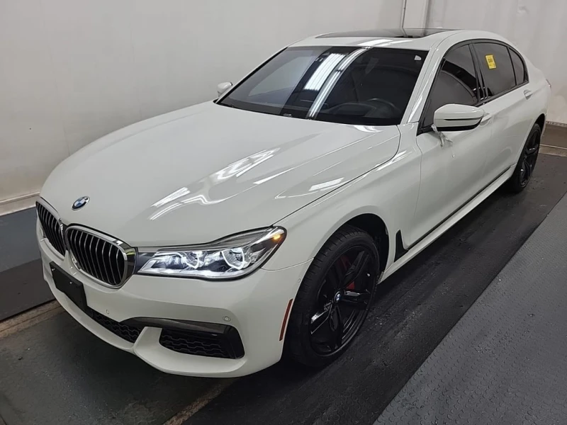 BMW 750 Long xDrive M-Sport * CARFAX * ОПЦИЯ ЗА ФИНАНСИРАН