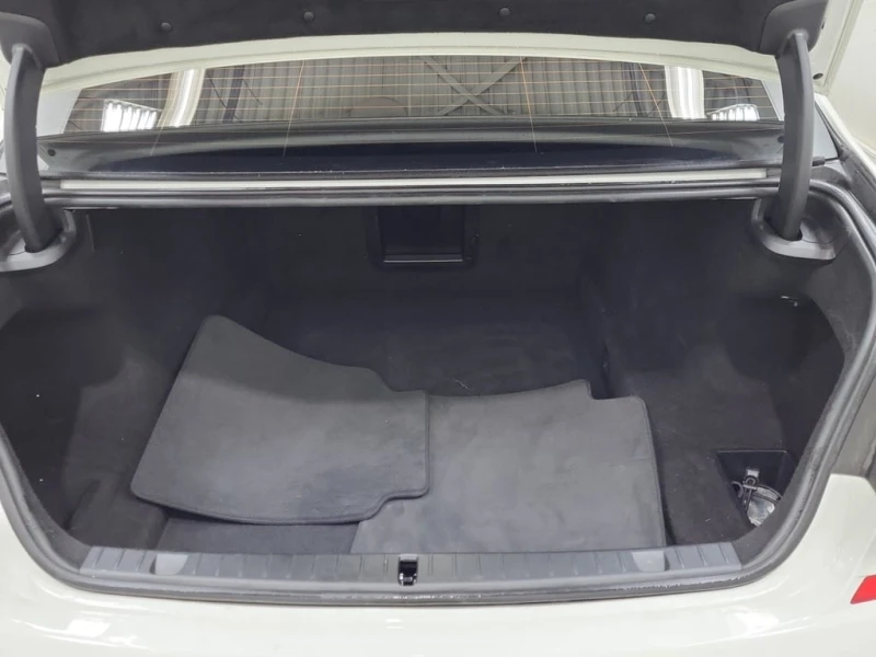 BMW 750 Long xDrive M-Sport * CARFAX * ОПЦИЯ ЗА ФИНАНСИРАН, снимка 14 - Автомобили и джипове - 53238643