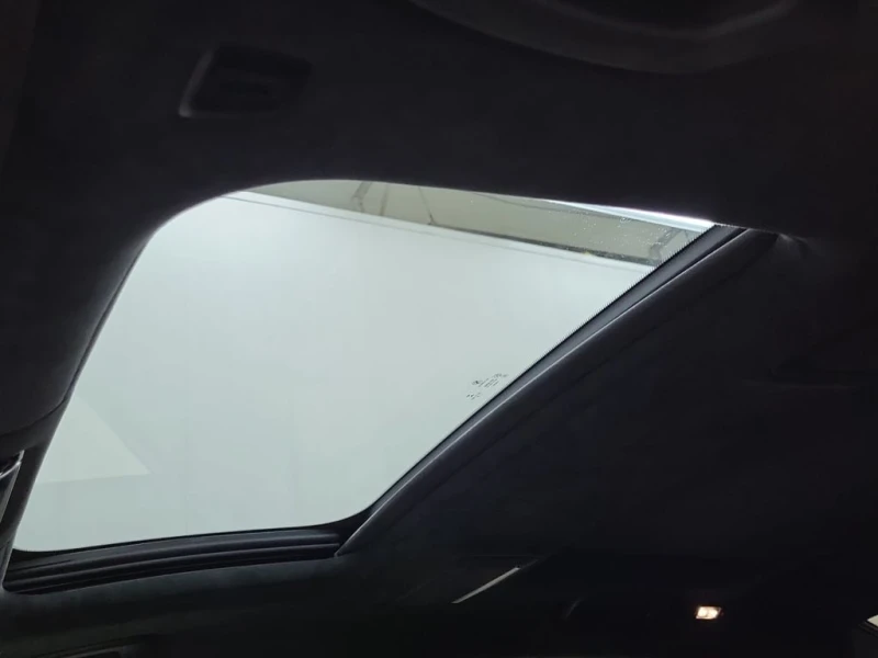 BMW 750 Long xDrive M-Sport * CARFAX * ОПЦИЯ ЗА ФИНАНСИРАН, снимка 12 - Автомобили и джипове - 53238643