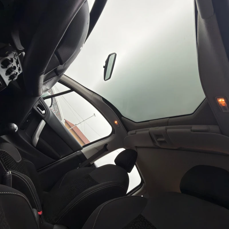 Citroen C3 1.4 HDI Panorama, снимка 13 - Автомобили и джипове - 53280426