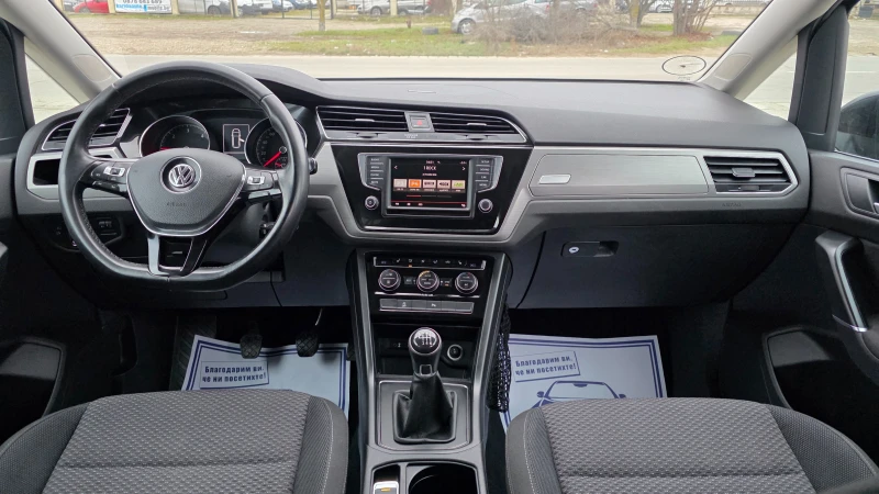 VW Touran KATO ЧИСТО НОВ/1.6d/110hp/7m, снимка 12 - Автомобили и джипове - 53306985