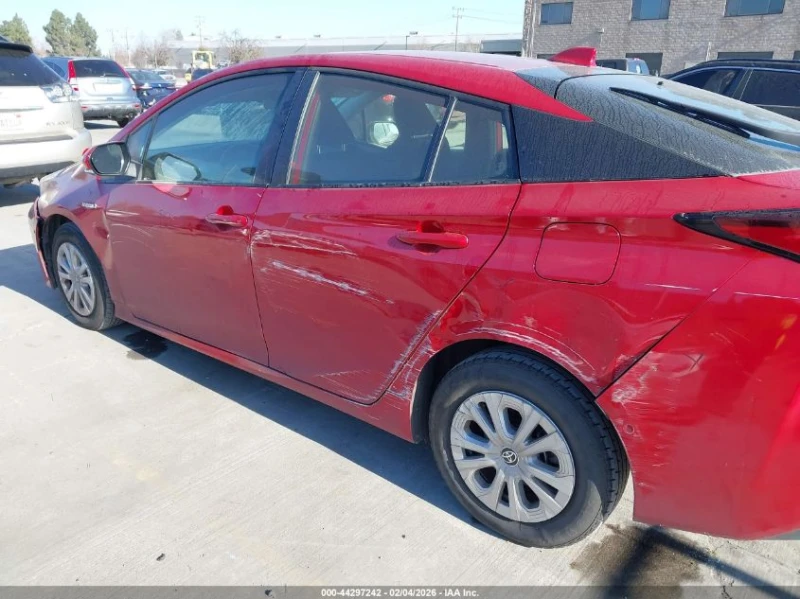 Toyota Prius 1.8l Le, снимка 6 - Автомобили и джипове - 53518119