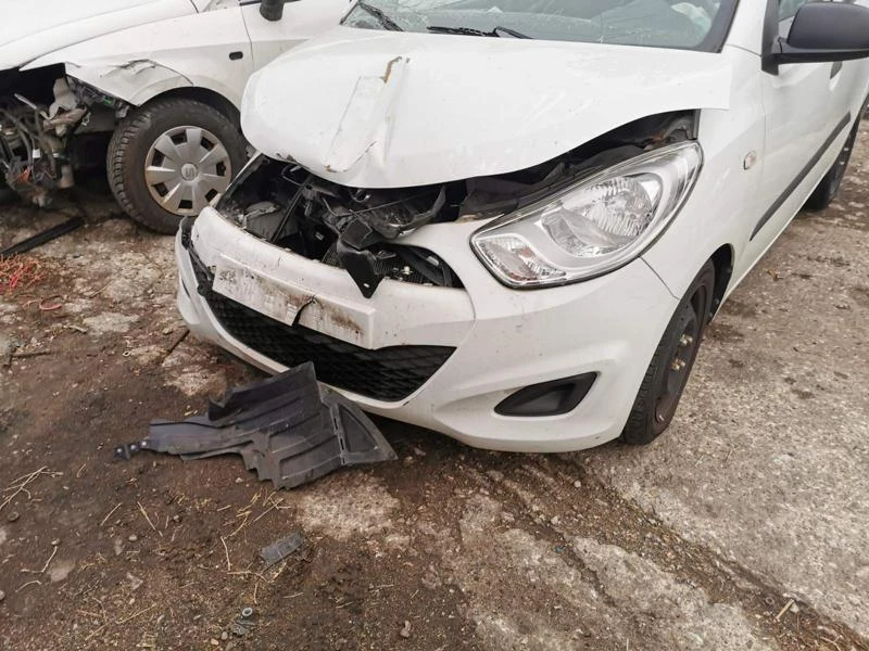 Hyundai I10 1.1i, снимка 4 - Автомобили и джипове - 26978909