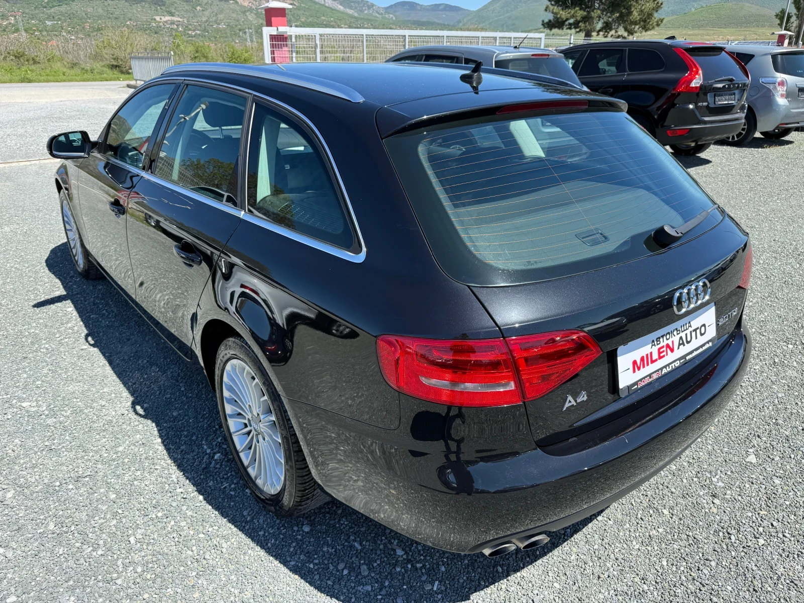 Audi A4 (KATO НОВА) - изображение 7