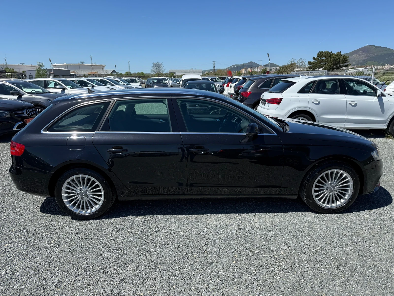 Audi A4 (KATO НОВА) - изображение 4