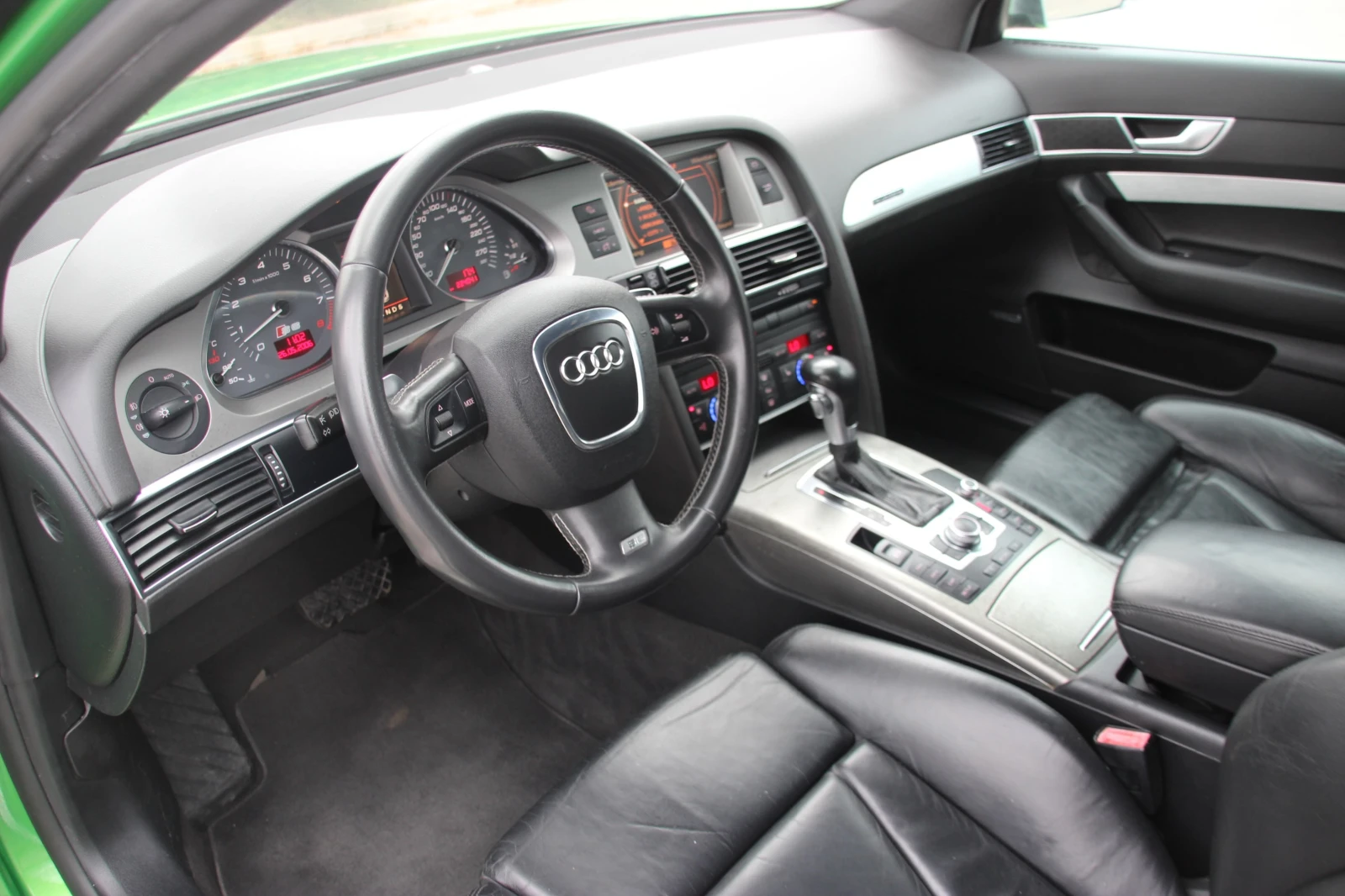 Audi S6 5.2i V10 FSI      - изображение 9