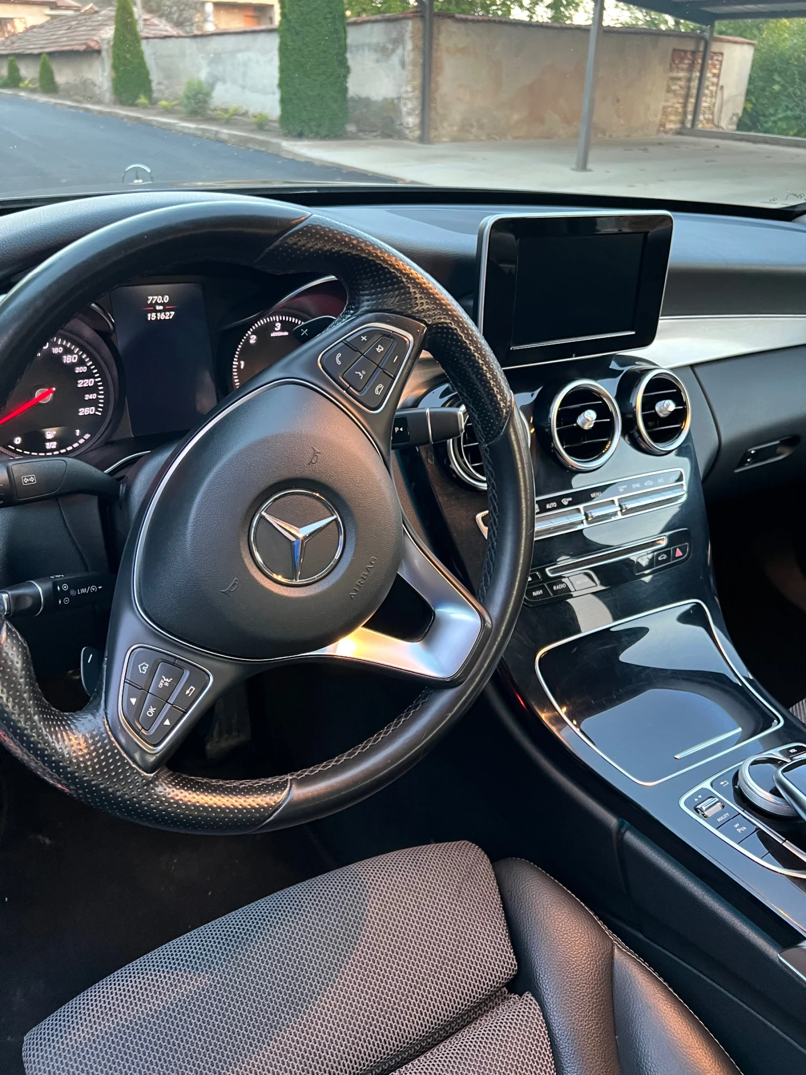 Mercedes-Benz C 220  - изображение 7