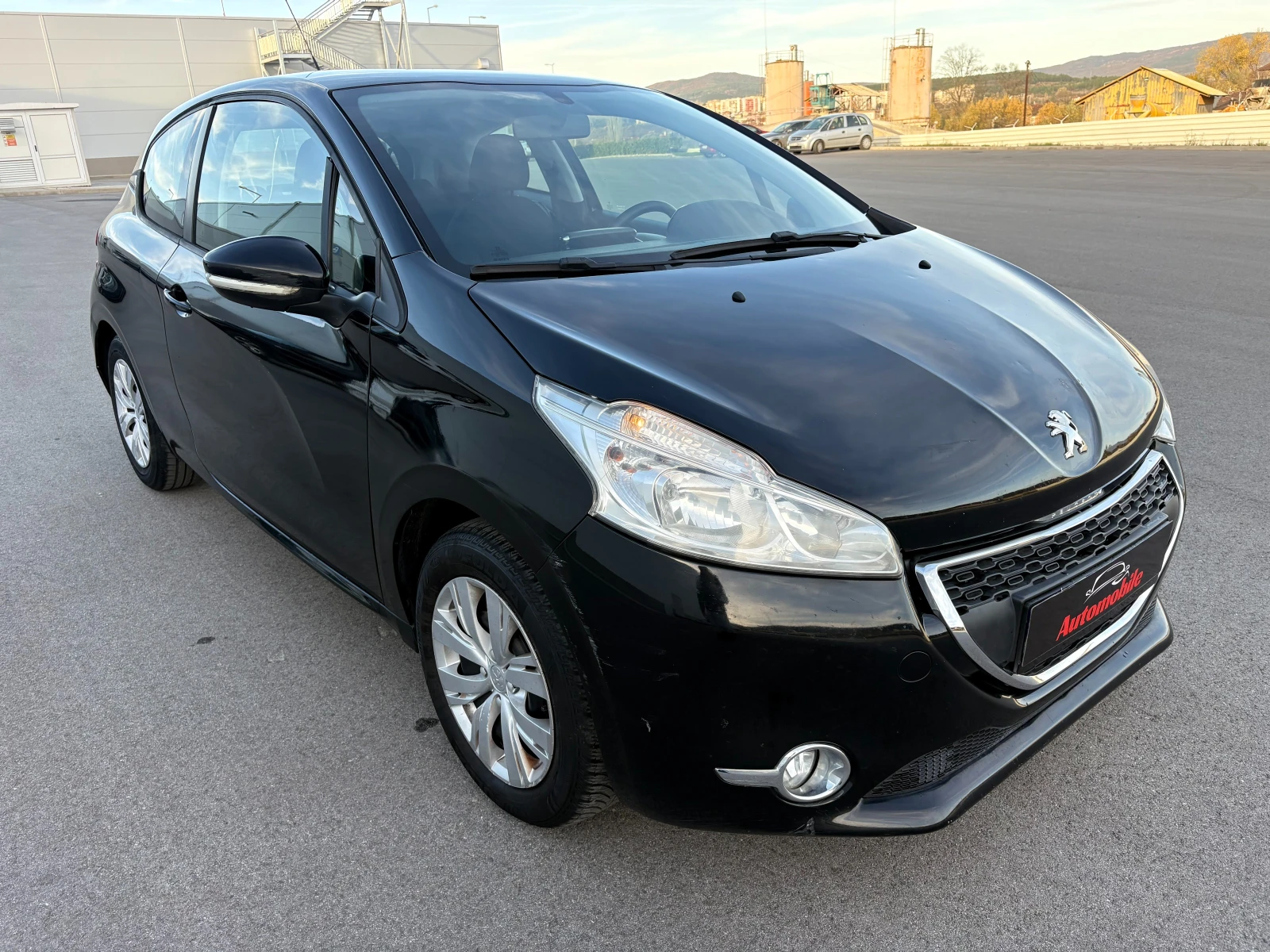 Peugeot 208 1.2 VTi    | Mobile.bg   3