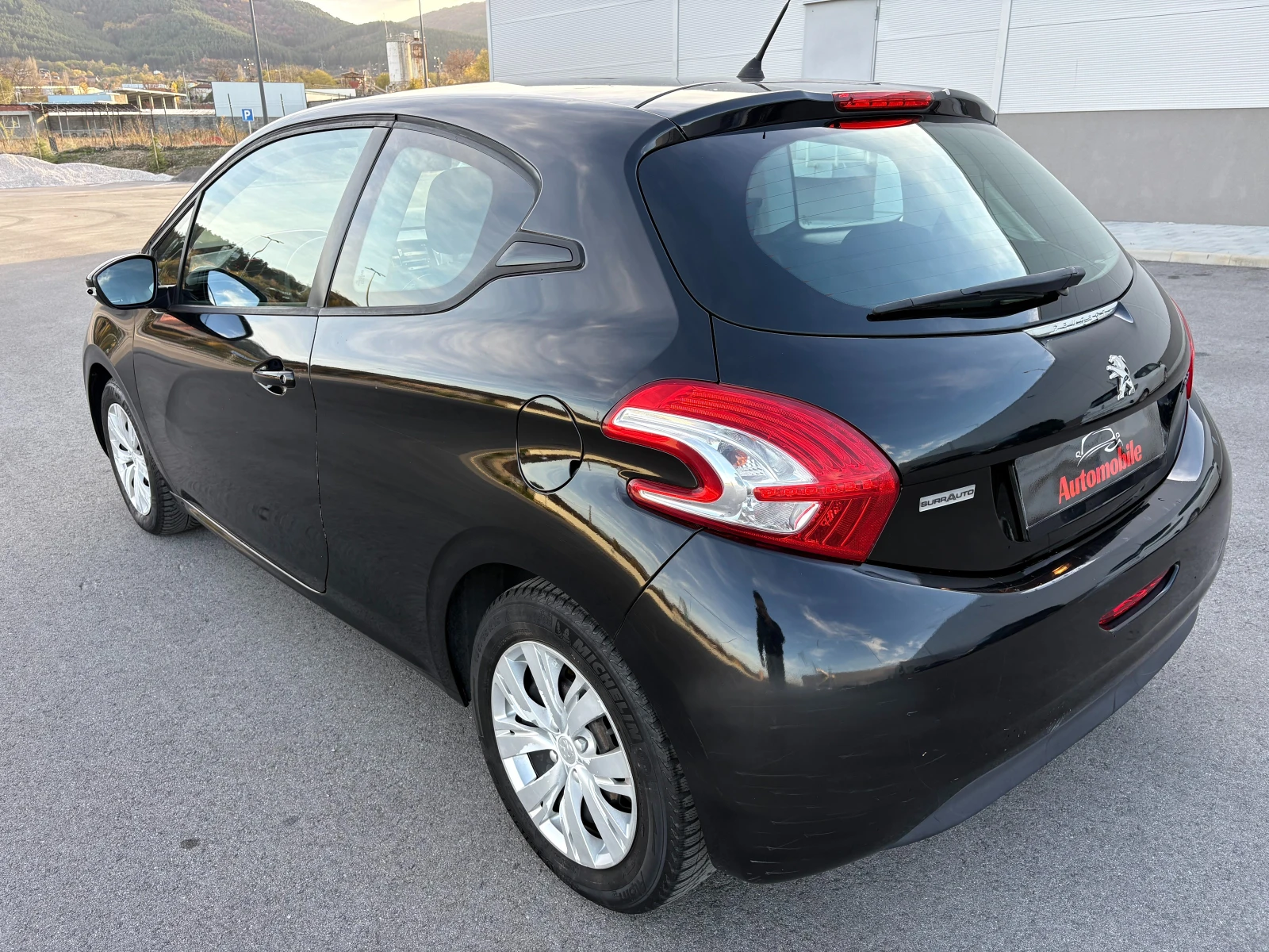 Peugeot 208 1.2 VTi    | Mobile.bg   6