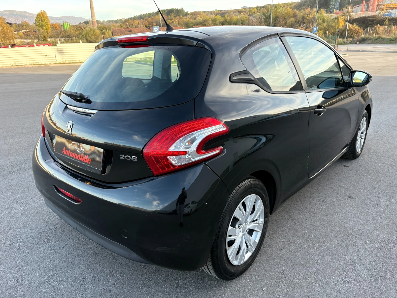Peugeot 208 1.2 VTi    | Mobile.bg   4