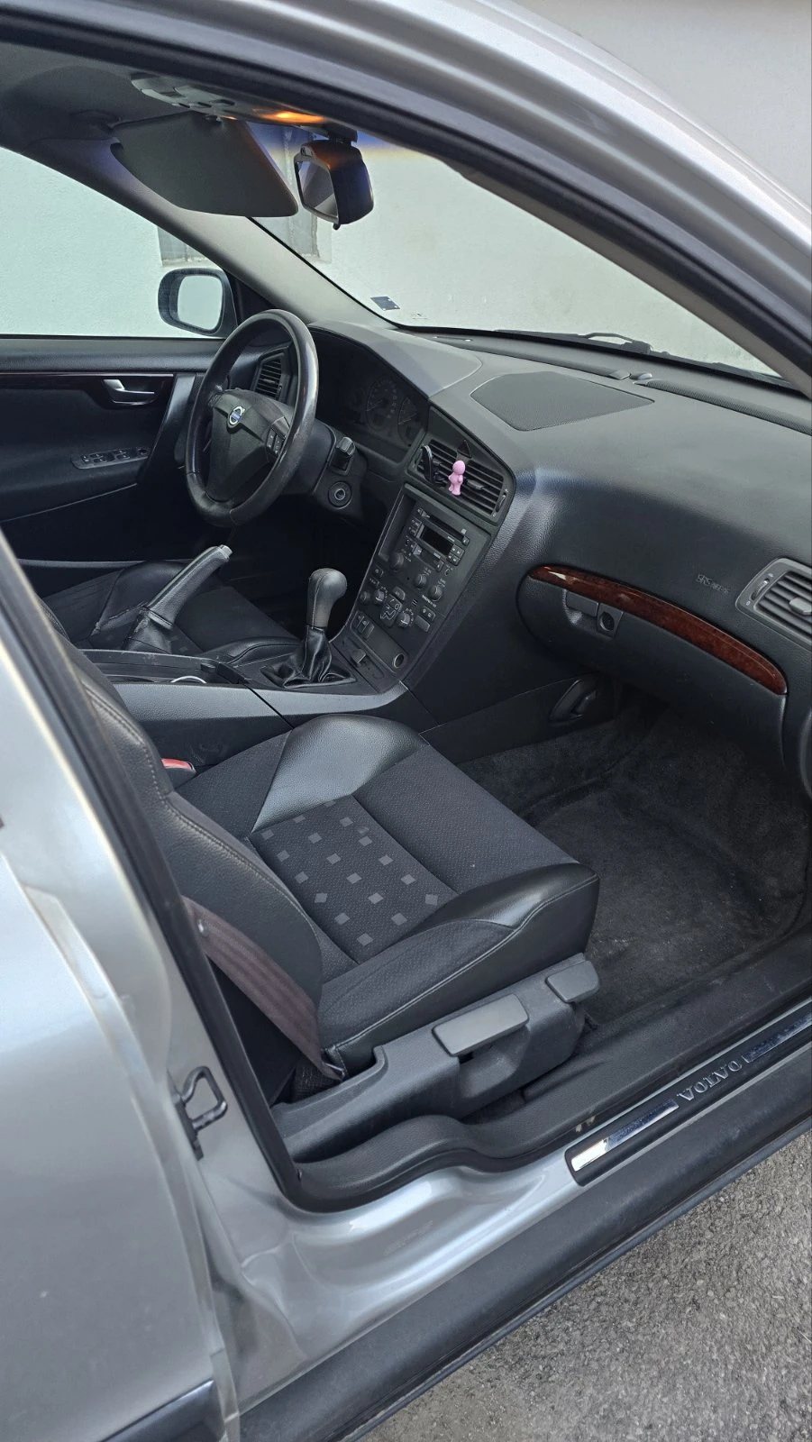 Volvo S60  - изображение 2