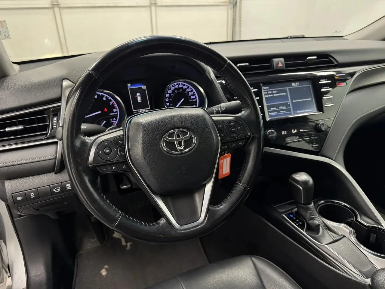 Toyota Camry * 2.5SE* DISTRONIC* LANE ASSIST* CAR PLAY*  | Mobile.bg � ����������� 11