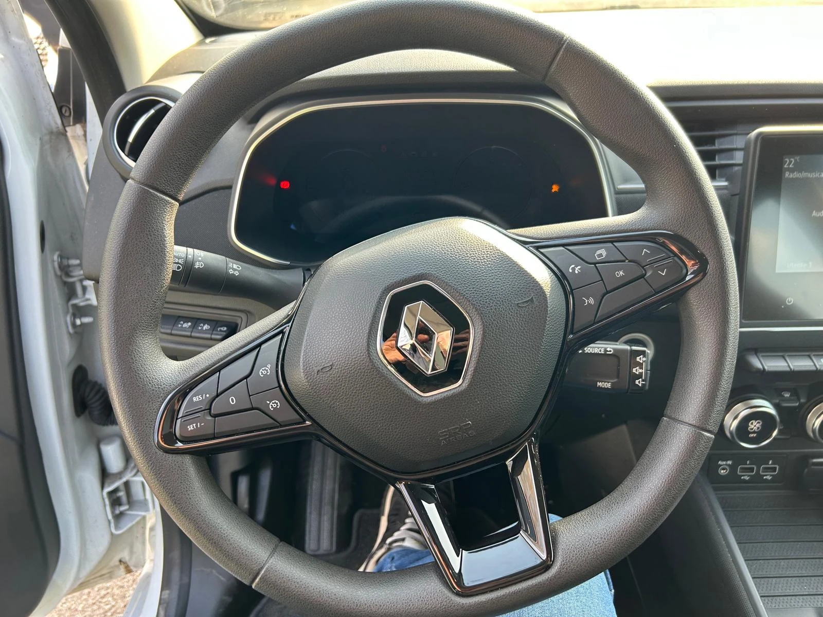 Renault Zoe Long Range, снимка 9 - Автомобили и джипове - 53973749