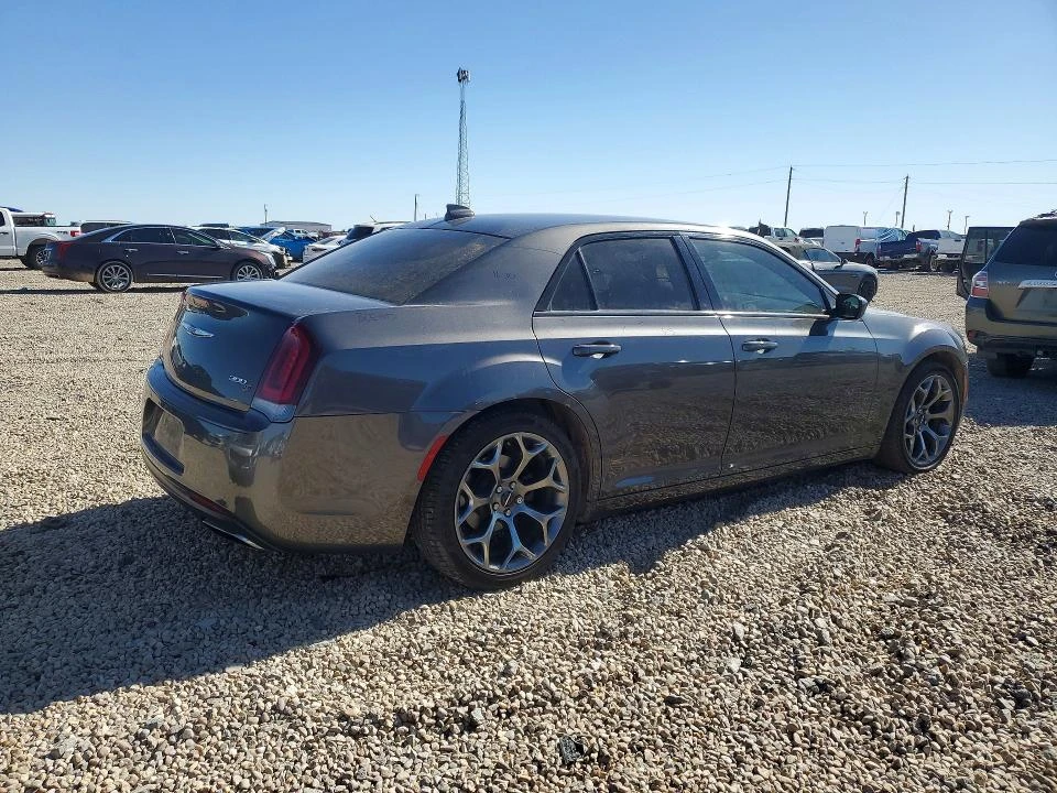 Chrysler 300c 2017 CHRYSLER 300 S, снимка 4 - Автомобили и джипове - 54220384