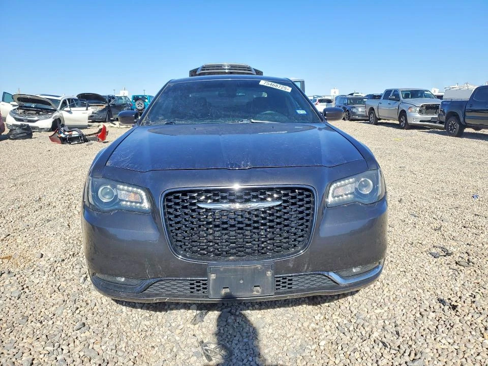 Chrysler 300c 2017 CHRYSLER 300 S, снимка 2 - Автомобили и джипове - 54220384
