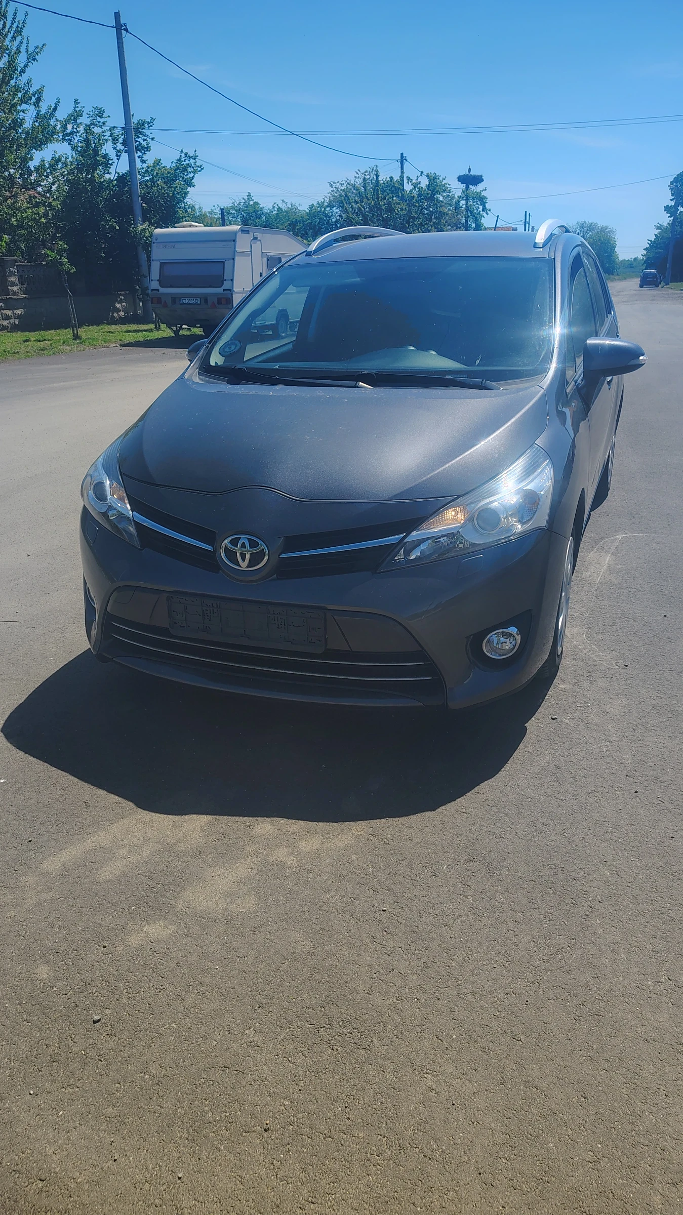 Toyota Verso 2.0d4d 126 ks, снимка 2 - Автомобили и джипове - 54563157