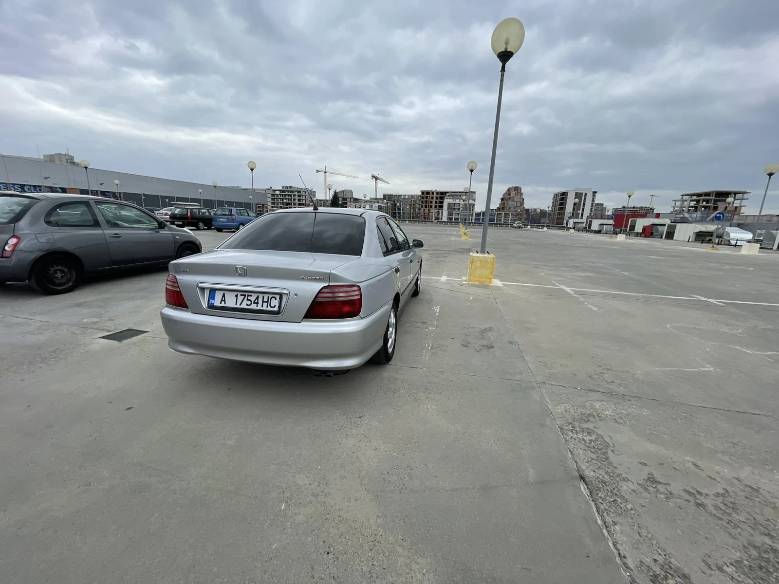 Honda Accord, снимка 2 - Автомобили и джипове - 54709715