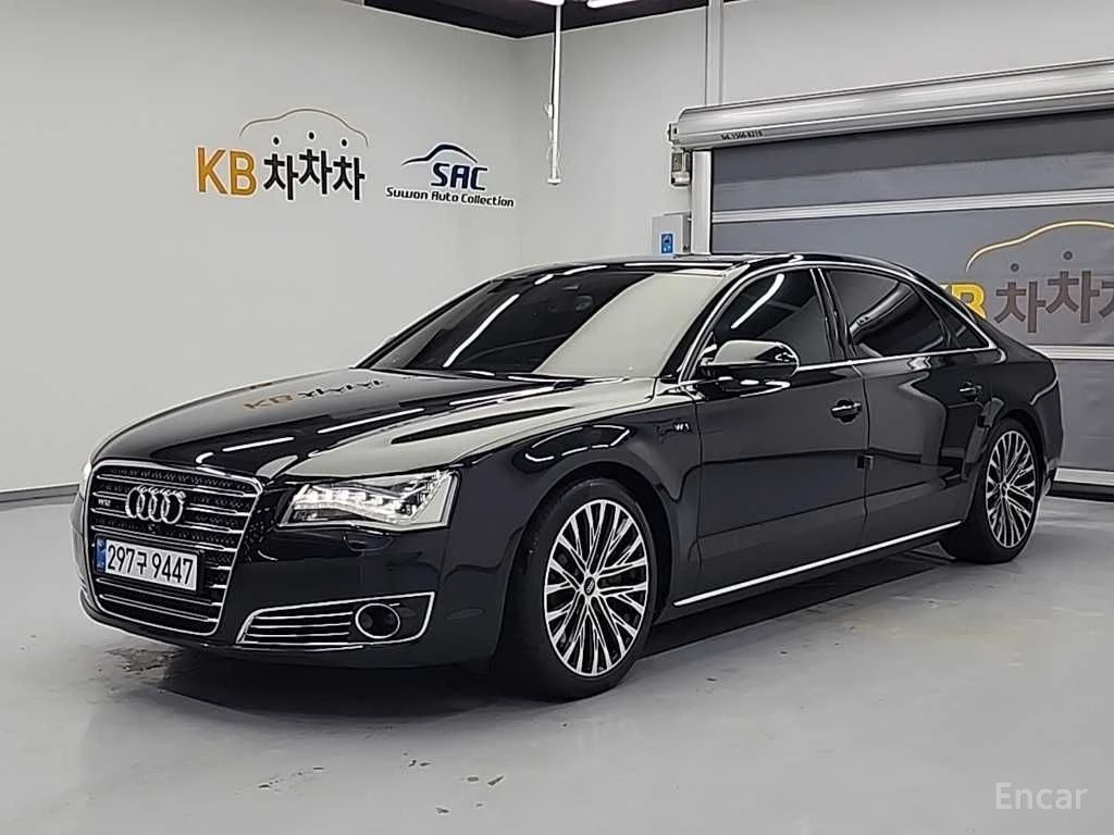 Audi A8 6.3 FSI QUATTRO* PANO* МОНИТОРИ* ОБДУХВ* КОЖА* 360