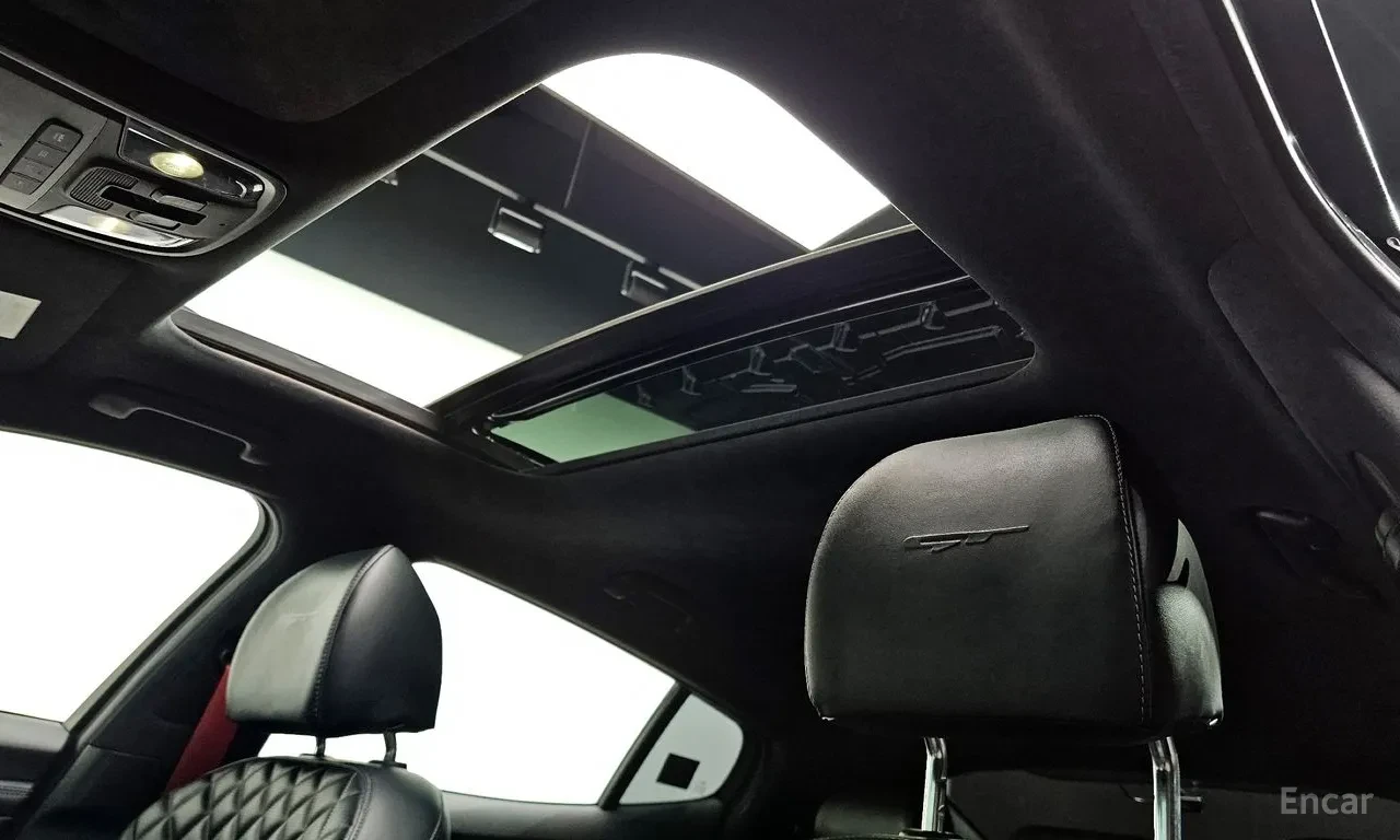 Kia Stinger Meister 3.3 GT AWD| V6| AWD| LED| NAVI| KAMERA, снимка 17 - Автомобили и джипове - 55009100