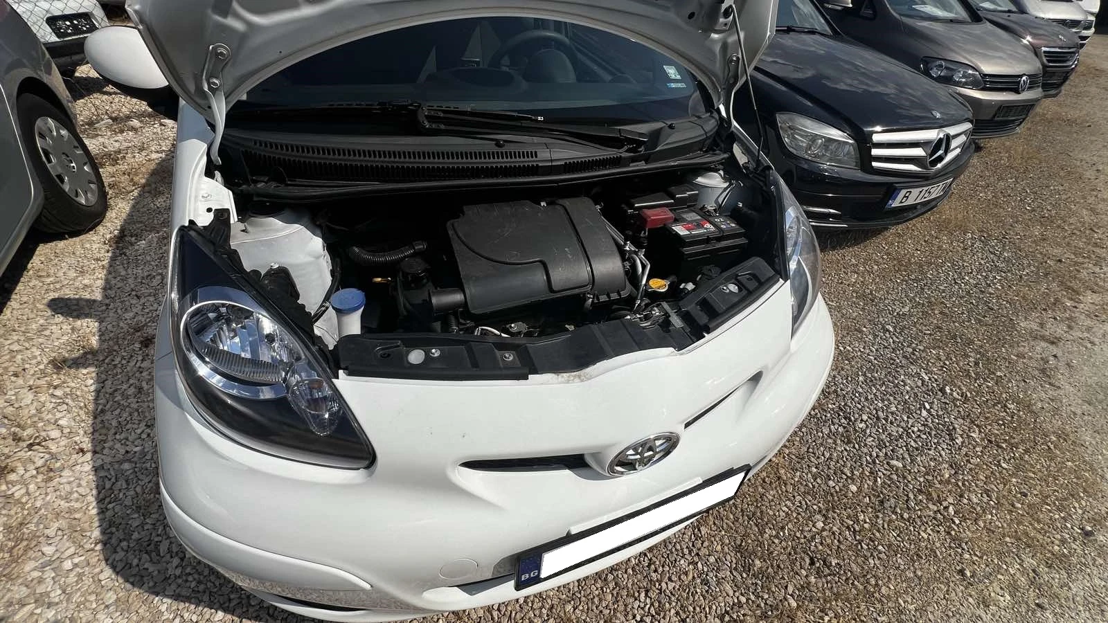 Toyota Aygo 1.0, снимка 5 - Автомобили и джипове - 55402643