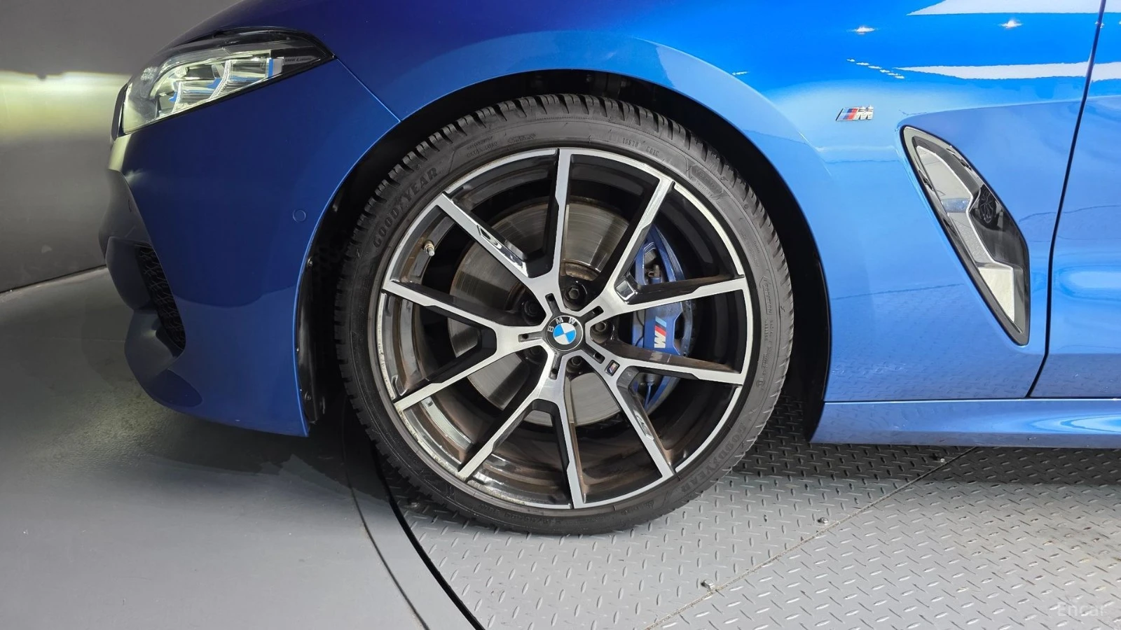 BMW 840 M SPORT* ПАМЕТ* HEADUP* 360 CAM* ПАНО* ПОДГРЕВ, снимка 5 - Автомобили и джипове - 55424337