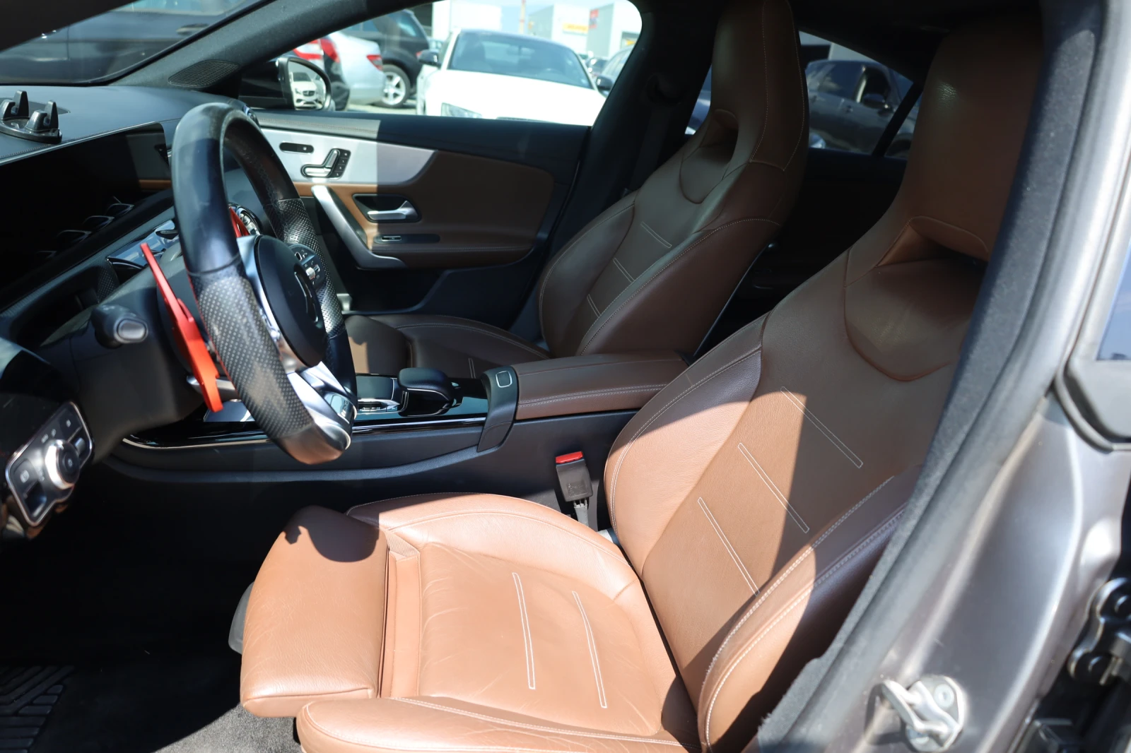Mercedes-Benz CLA 200 LIMITED EDITION, снимка 11 - Автомобили и джипове - 55574851