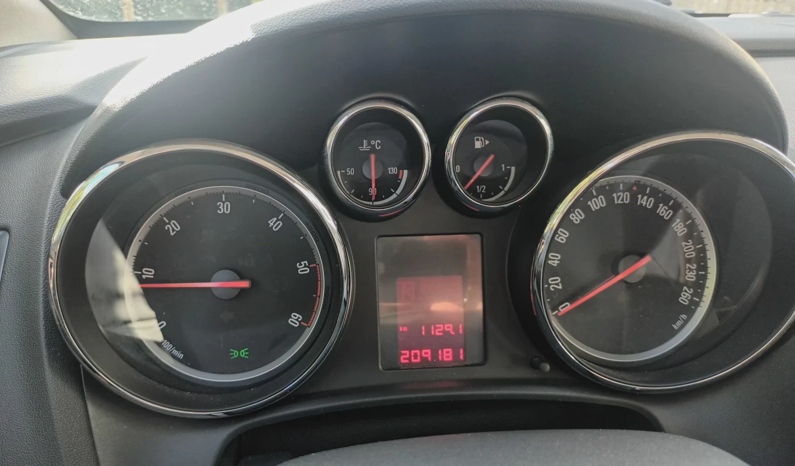 Opel Astra Opel Astra 1.7 CDTI 6ck 110kc Sport S Tourer , снимка 10 - Автомобили и джипове - 56062809