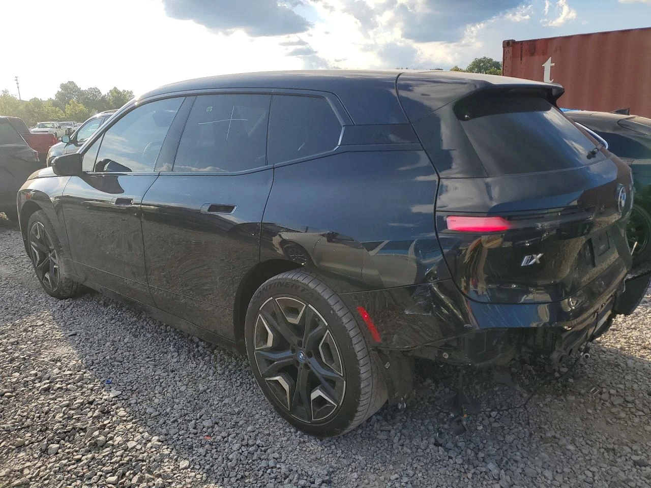 BMW iX xDrive50, снимка 2 - Автомобили и джипове - 56070594