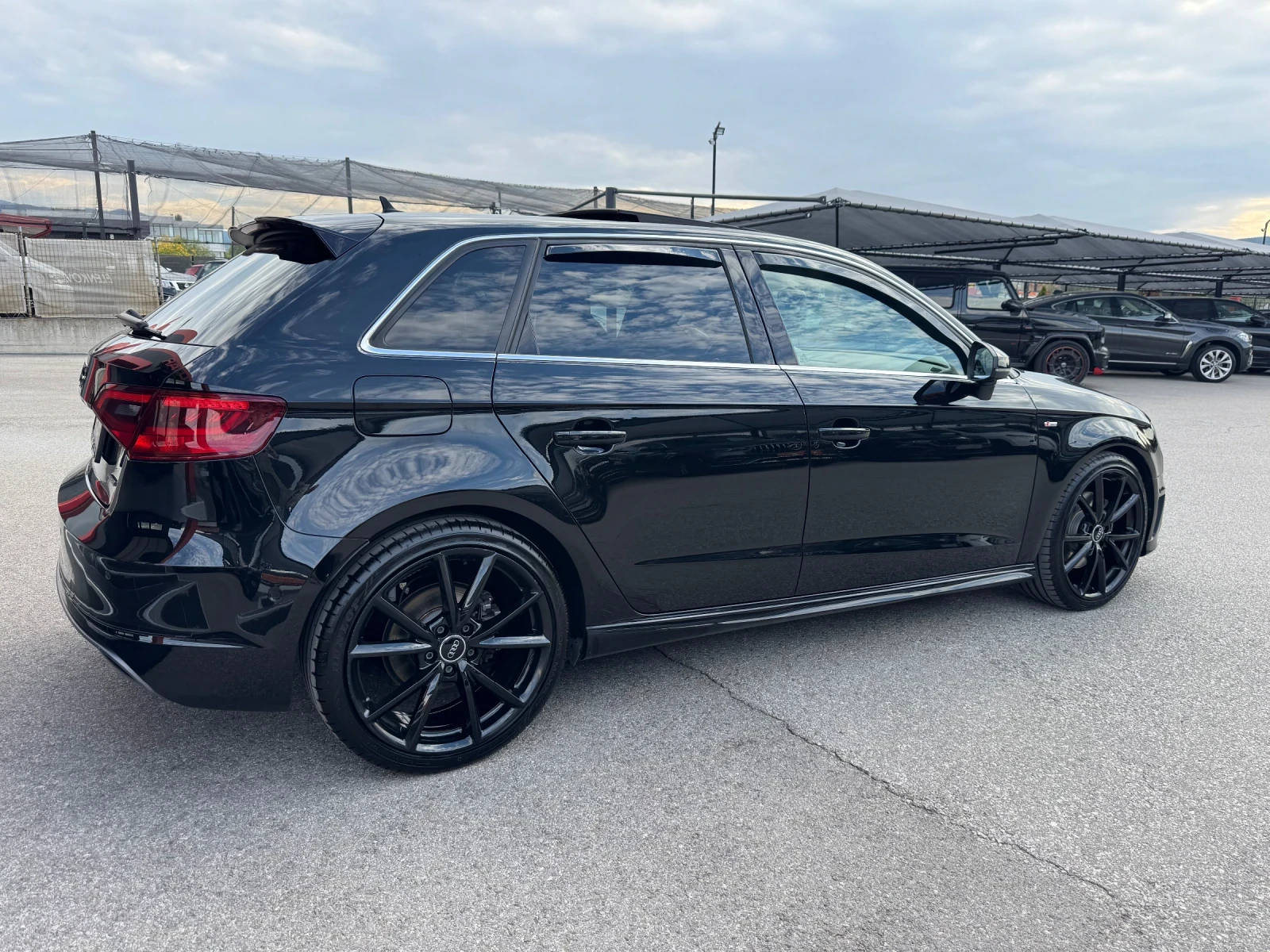 Audi A3 2.0D-4x4-3XS LINE-ЛЮК-ПЕЧКА-190кс.ПАРКИРАНЕ-FULL, снимка 6 - Автомобили и джипове - 56140317