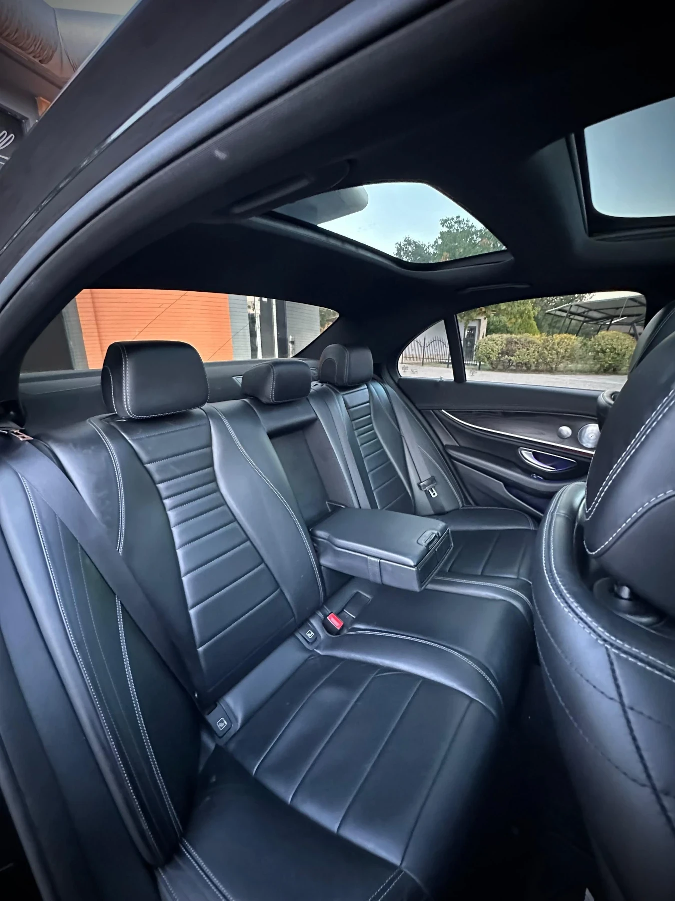 Mercedes-Benz E 220 AMG LINE/PANORAM/3D BURMESTER/360 CAM/AMBIENT PLUS | Mobile.bg � ����������� 9