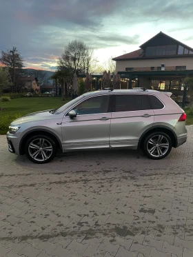 VW Tiguan R-line/360* /Pano/Matrix/FULL, снимка 3