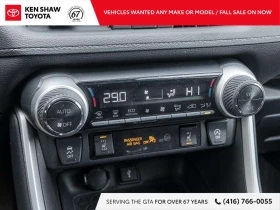 Toyota Rav4 XLE Premium / Leather / Sunroof  / ЦЕНА ДО БГ ! , снимка 13