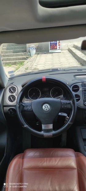 VW Tiguan 2.0TDI PANO/NAVI/4MOTION | Mobile.bg    11