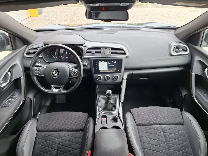 Renault Kadjar 1.3 TCe 140к.с. Black Edition, снимка 8 - Автомобили и джипове - 46981103