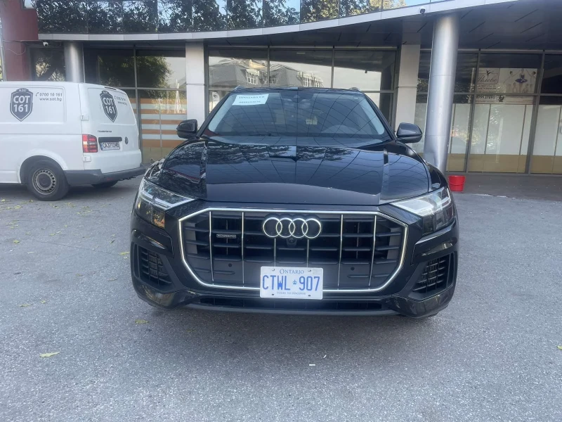 Audi Q8 TFSI, снимка 1 - Автомобили и джипове - 47641412