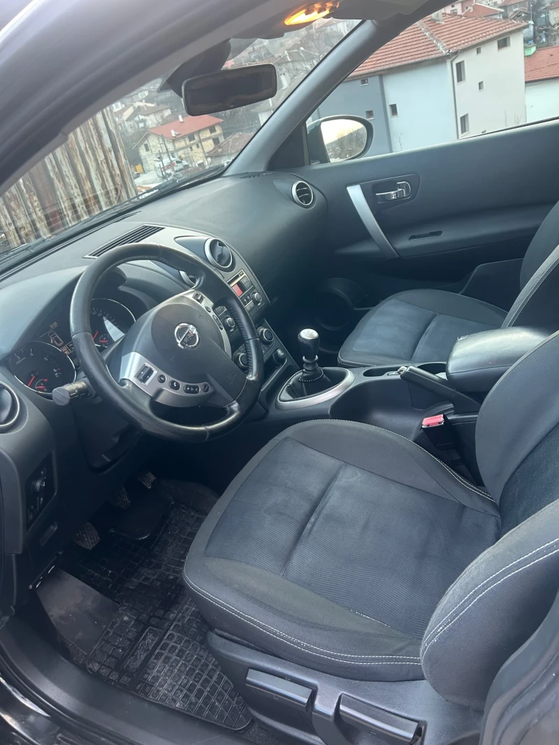 Nissan Qashqai, снимка 5 - Автомобили и джипове - 48920409