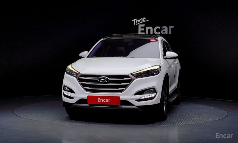 Hyundai Tucson, снимка 3 - Автомобили и джипове - 52723049