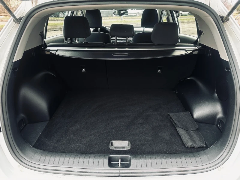 Kia Sportage 1.7CRDi, снимка 15 - Автомобили и джипове - 53596870