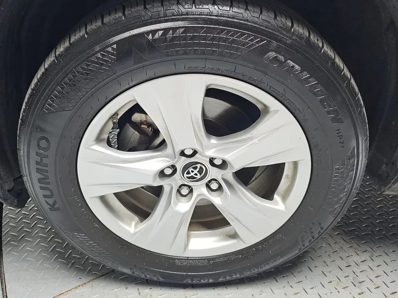 Toyota Rav4 2.5 2WD, снимка 5 - Автомобили и джипове - 55279675