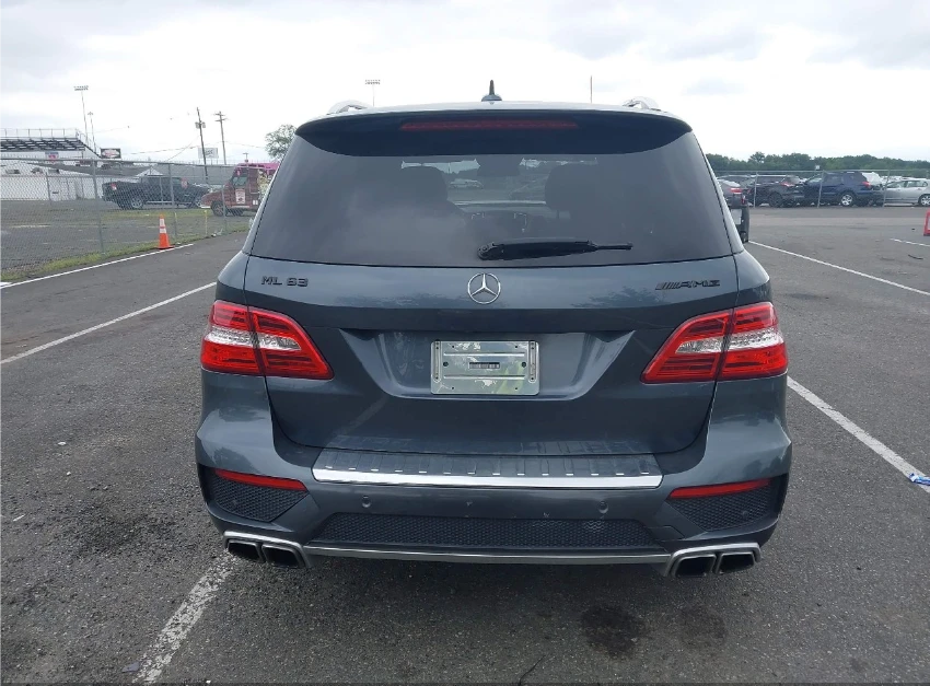 Mercedes-Benz ML 63 AMG 4MATIC - изображение 6