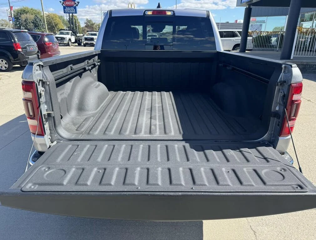 Dodge RAM 1500 Limited Crew Cab 4WD* ПОДГРЕВ* ОБДУХВАНЕ* ПАНО* 36 - изображение 7