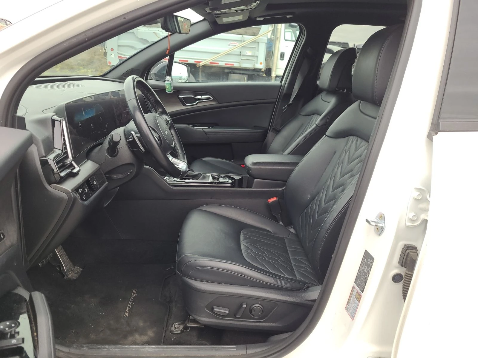 Kia Sportage  X LINE LIMITE /CARFAX /4х4/Панорама/Обдух/Подгрев - изображение 8