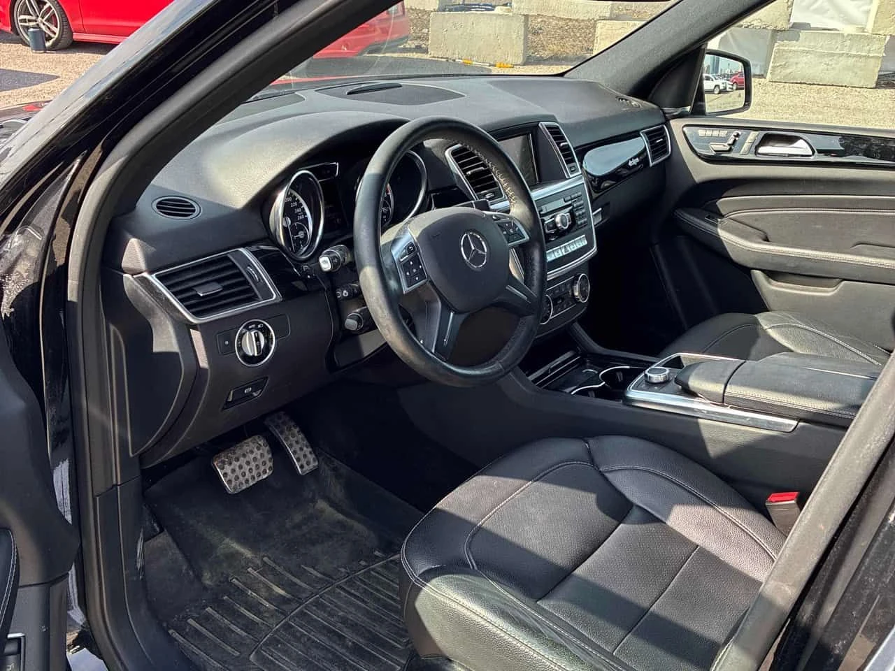 Mercedes-Benz ML 400 4MATIC / ПОДГРЕВИ / ДВА КЛЮЧА / КЛИП НА МОТОРА, снимка 7 - Автомобили и джипове - 53984406