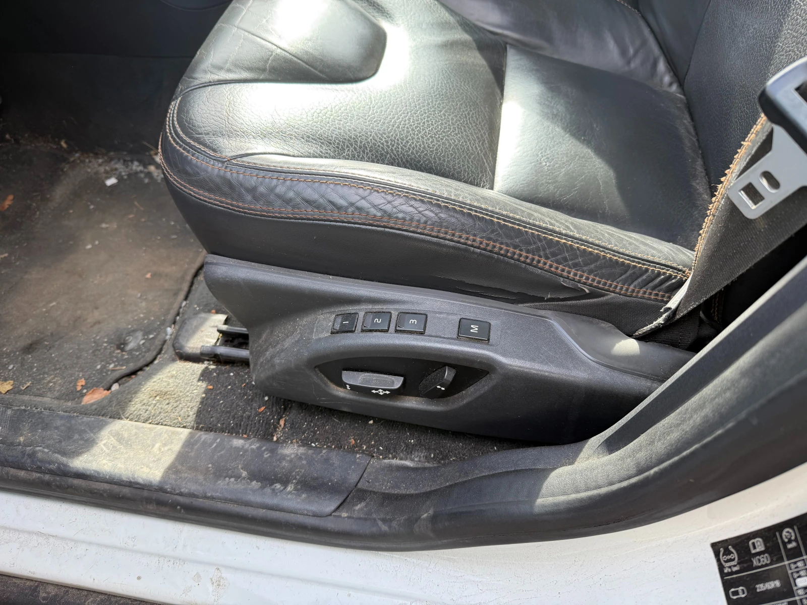 Volvo XC60 2, 4 D ПРОБЛЕМ В МОТОРА ( СКЪСАН АНГРЕНАЖЕН РЕМЪК , снимка 13 - Автомобили и джипове - 54177435